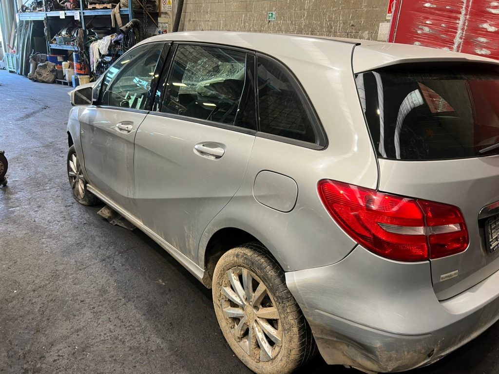ricambi mercedes classe b