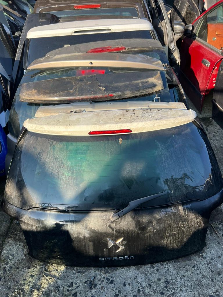 portellone citroen ds 3